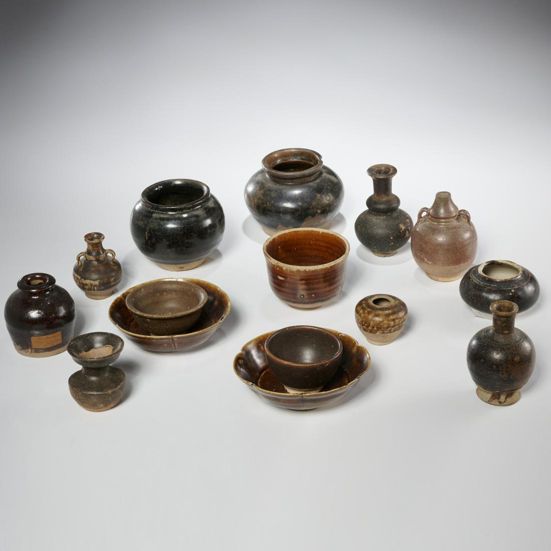 (15) Antique Southeast Asian stoneware vessels (1 of 6)