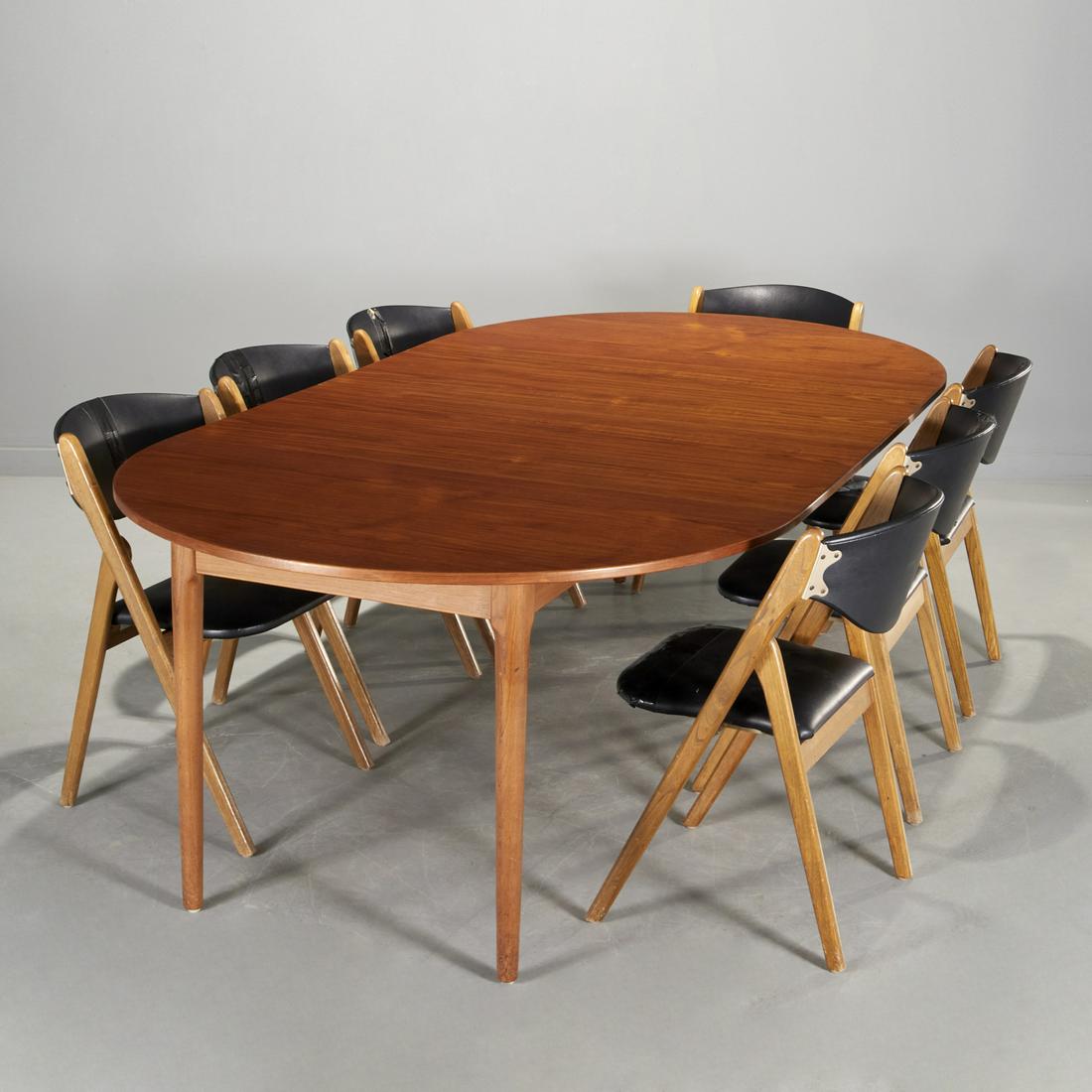 MCM dining table with Coronet "Wonderfold" chairs (1 of 9)
