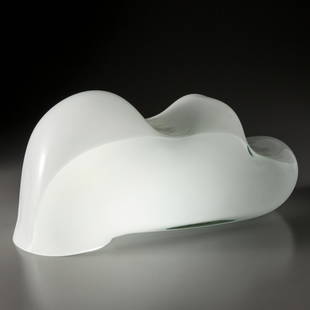 Luciano Vistosi, "Brucco" table lamp: Luciano Vistosi, "Brucco" table lamp, c. 1972, Italy, model L285, molded clear and white cased glass in biomorphic cloud form, glass unmarked, 8"h x 19"w x 7"l Provenance: A Private Collection: 985 Fi