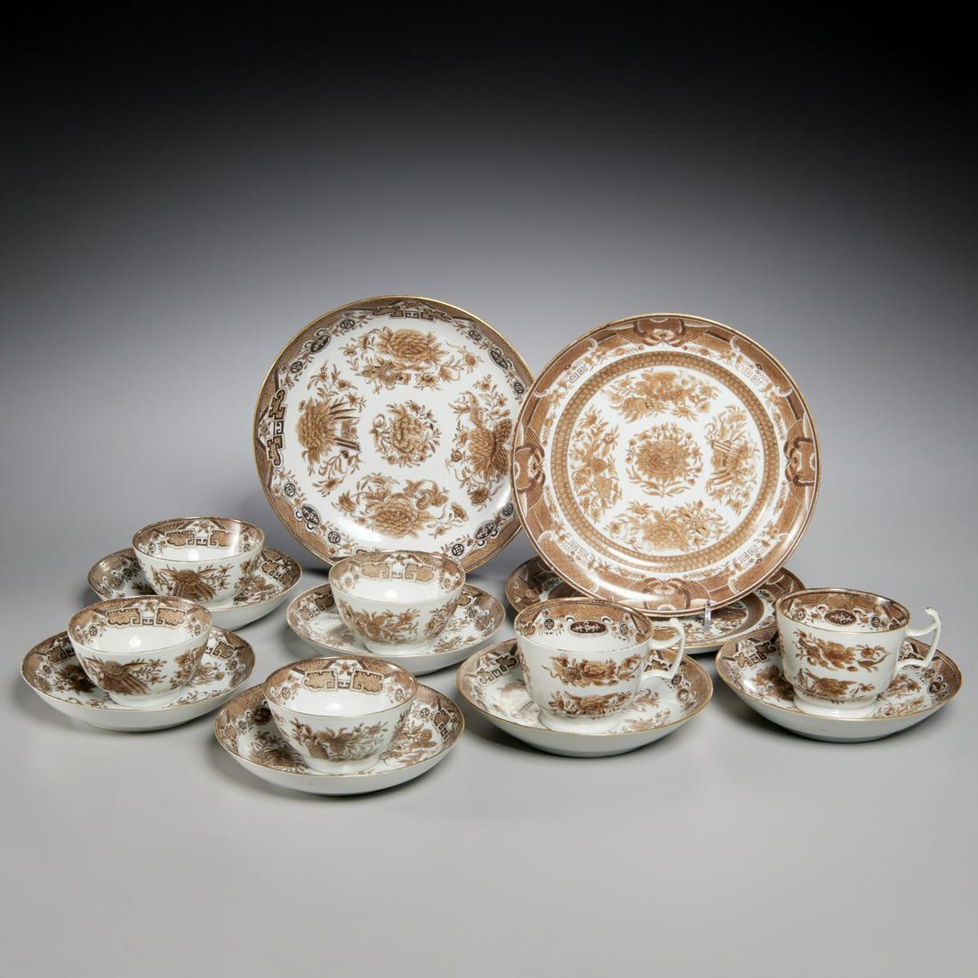 Chinese Export brown Fitzhugh service (1 of 9)