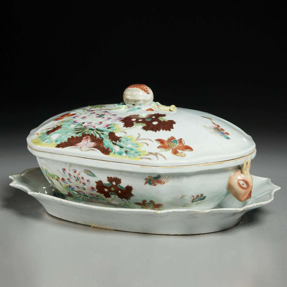 Unusual Chinese Export tureen and stand (1 of 7)