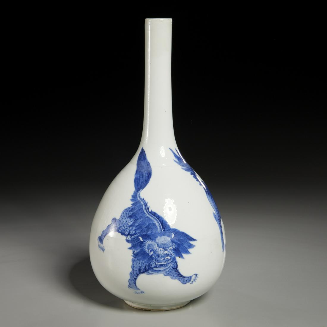 Chinese blue and white 'Qilin' bottle vase (1 of 5)