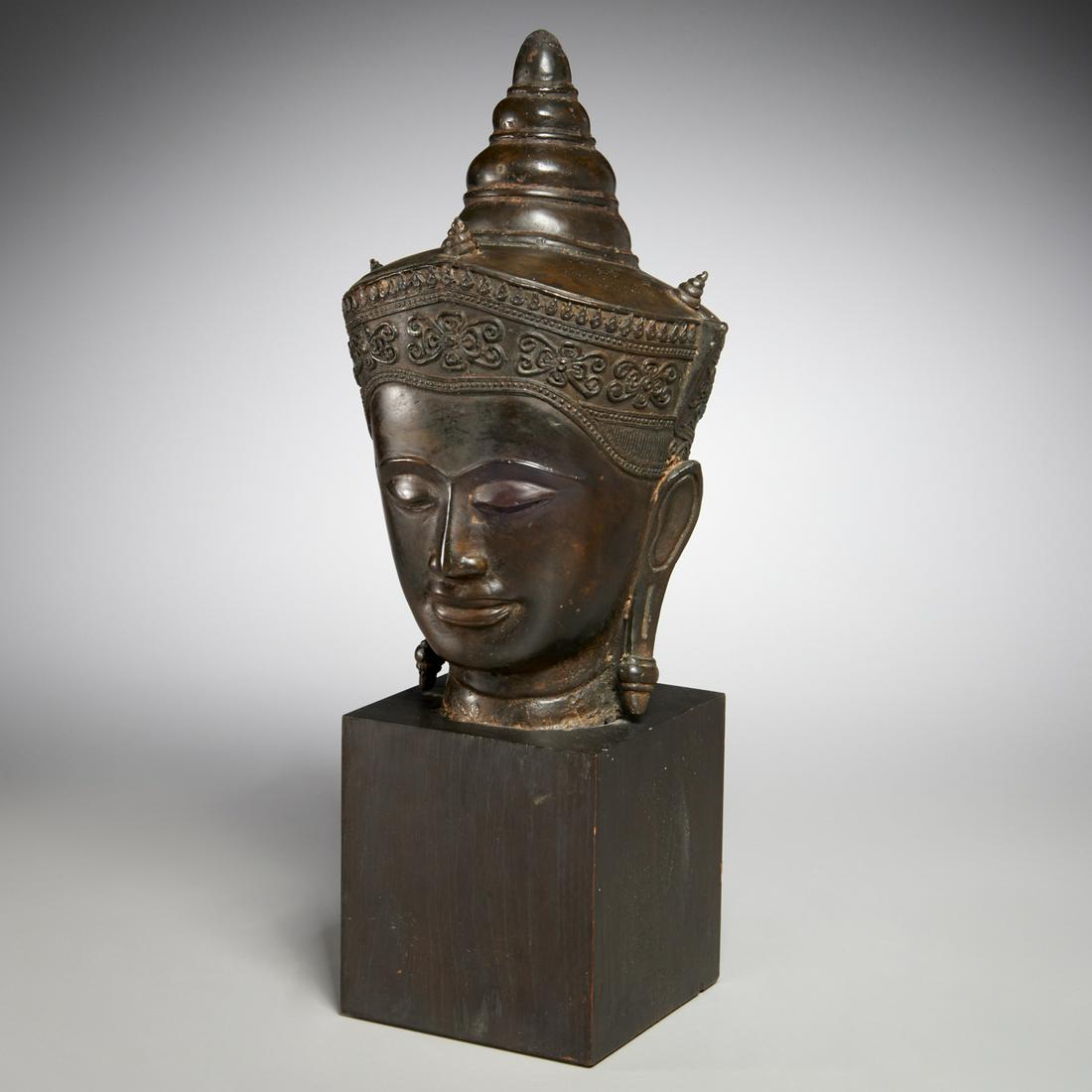 Large Ayuthaya bronze Buddha head (1 of 6)