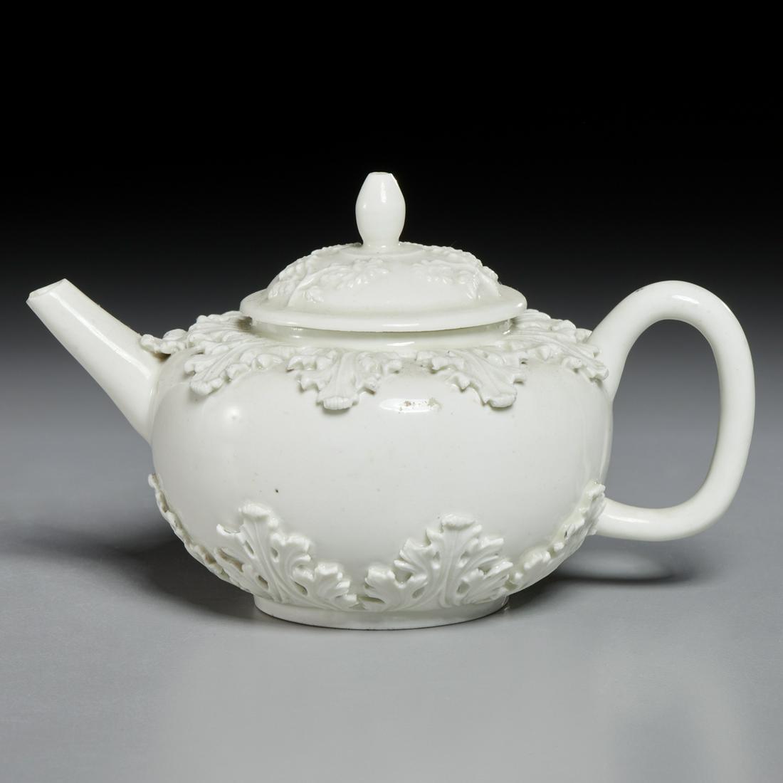Rare Meissen white porcelain teapot, 18th c. (1 of 6)