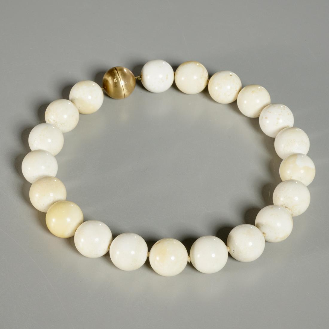 Large white coral bead necklace (1 of 6)