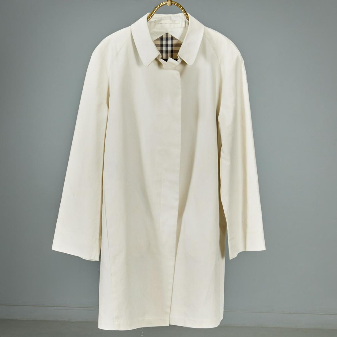 Burberry ladies white trench coat (1 of 6)