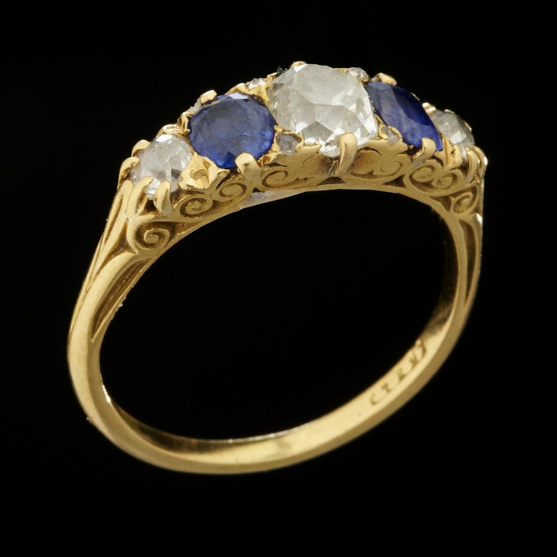 18k gold, diamond and sapphire ring (1 of 7)