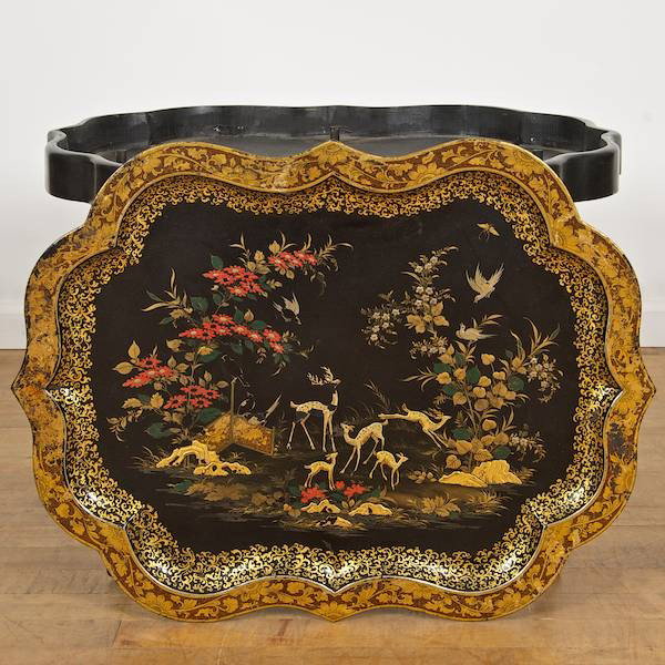 Victorian chinoiserie decorated tole tray table: Victorian chinoiserie decorated tole tray table, 19th c., on later table base, 19.5"h x 28"l x 22"w