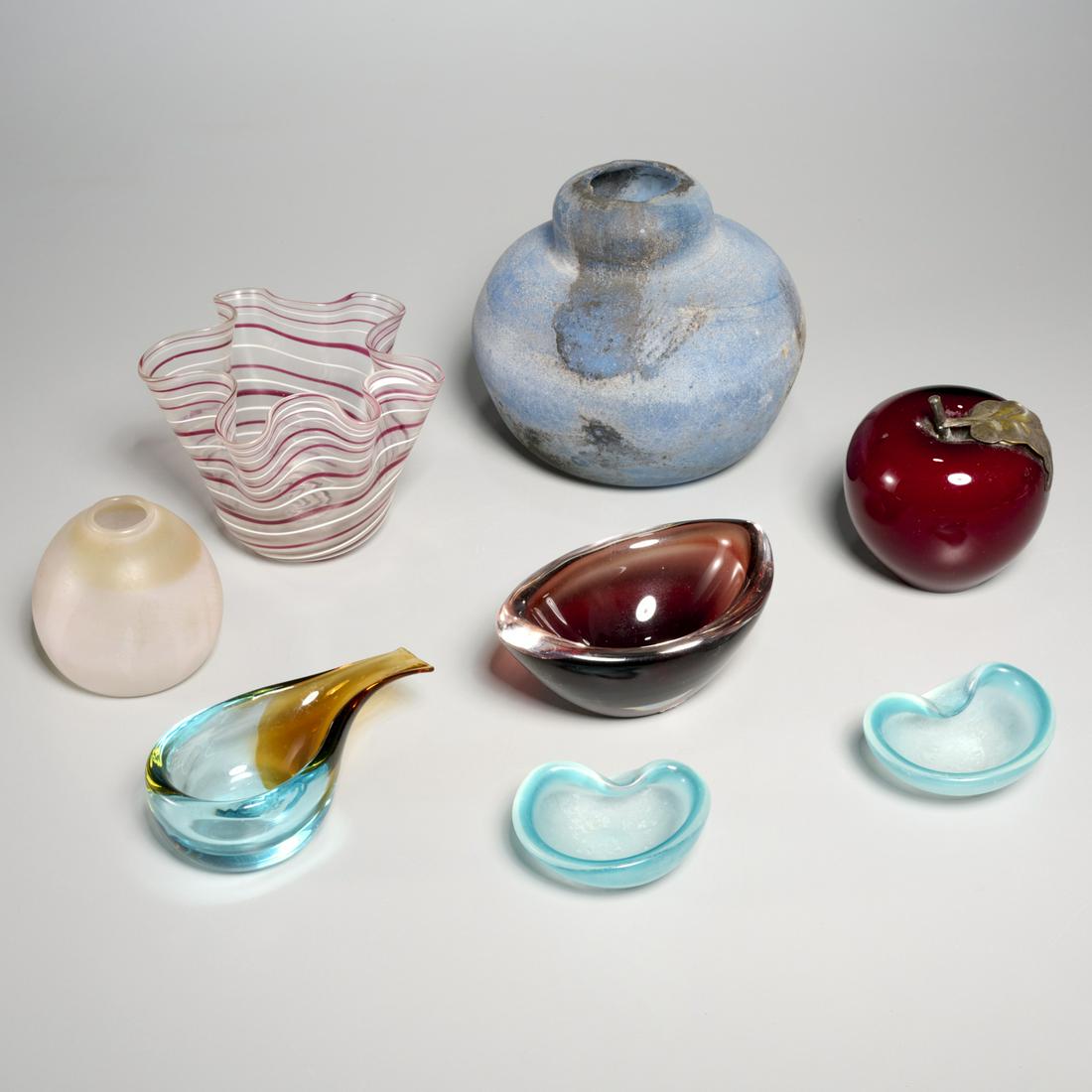 (8) Piece Art Glass grouping, incl. Pairpoint (1 of 8)