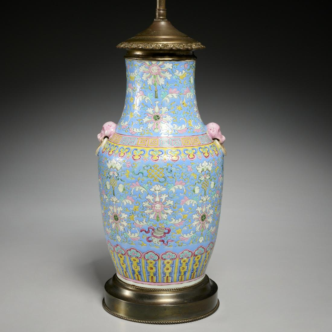 Nice Chinese famille rose porcelain vase lamp (1 of 6)
