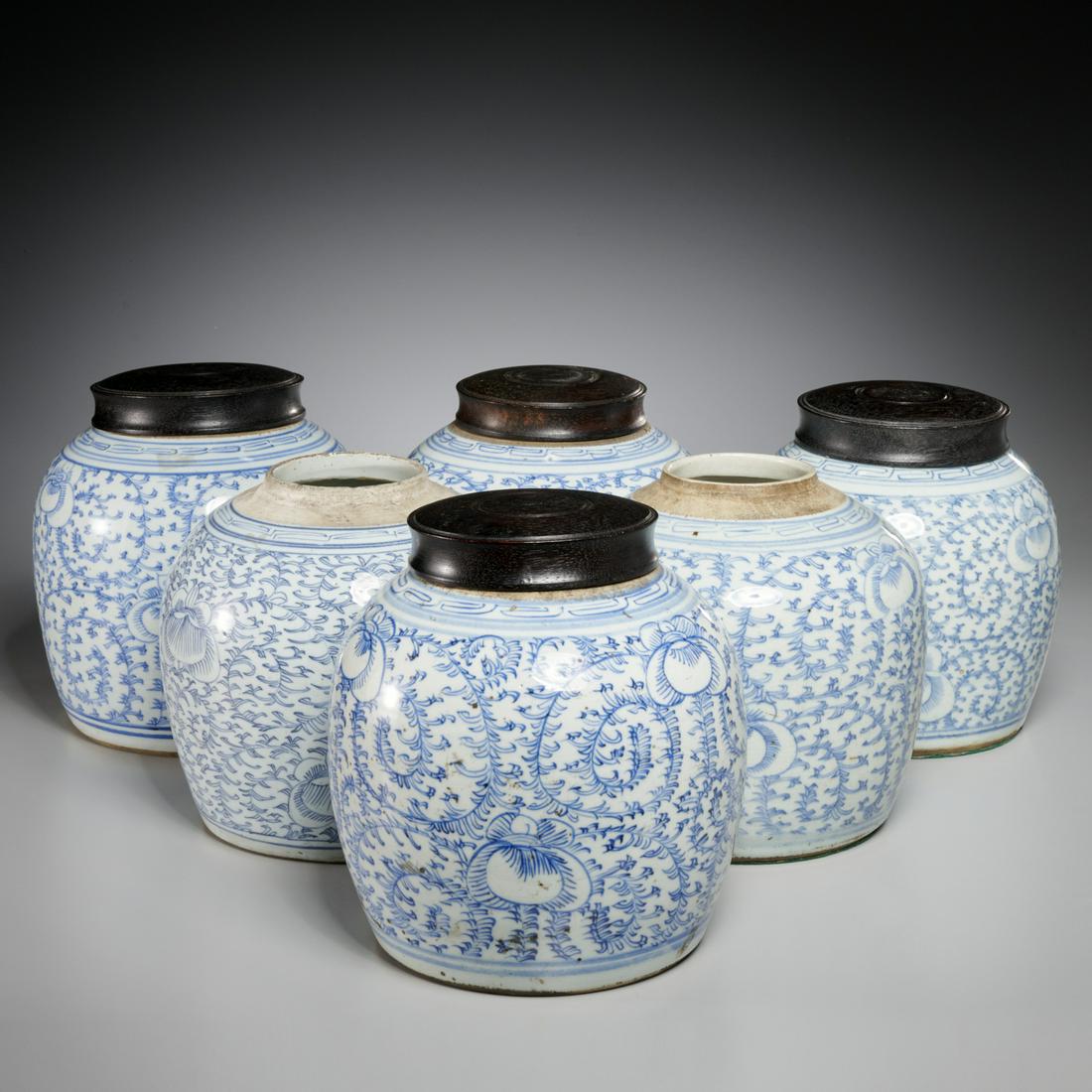 (6) Chinese blue and white porcelain jars (1 of 7)