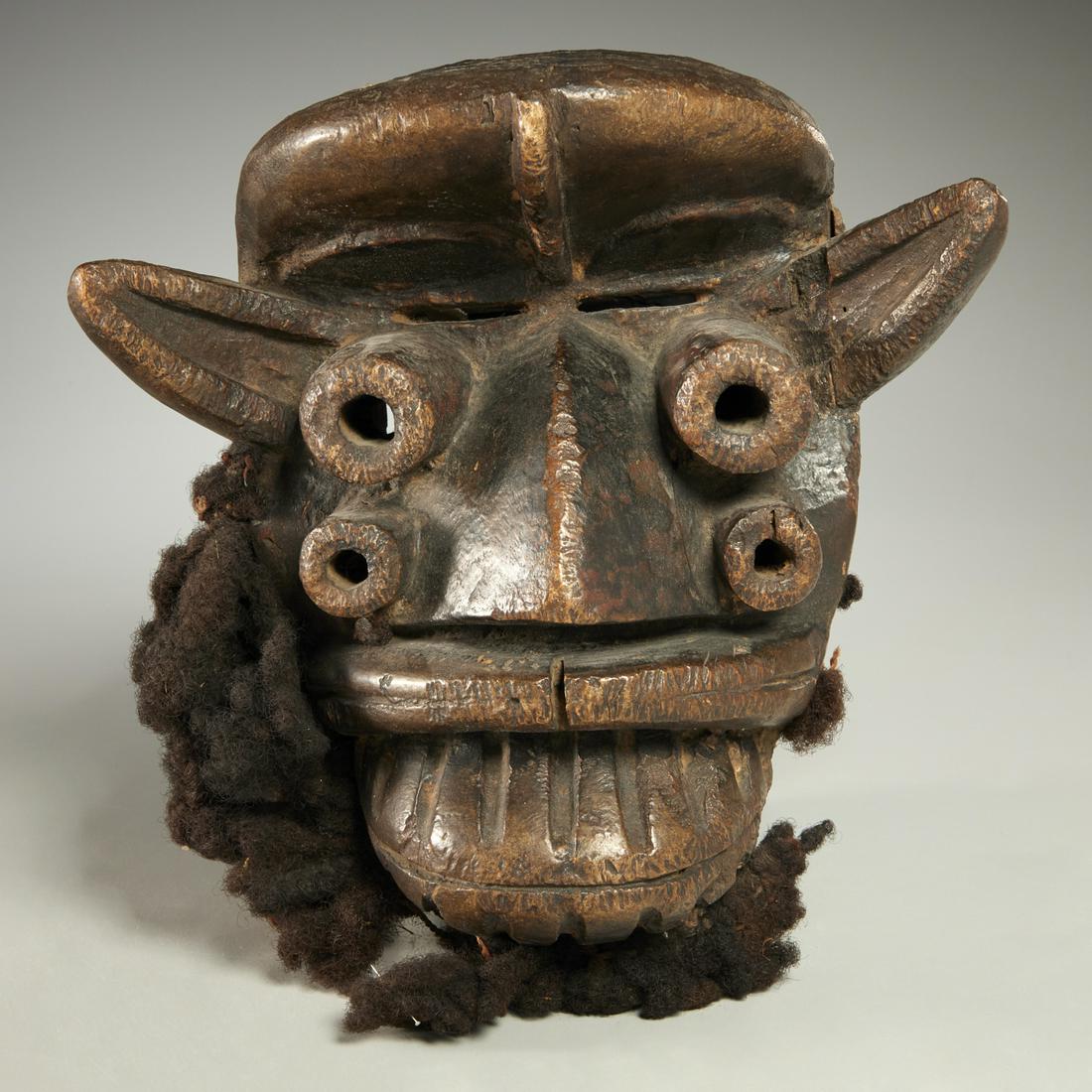 Guere-Wobe Peoples, carved mask, ex-Wright (1 of 5)