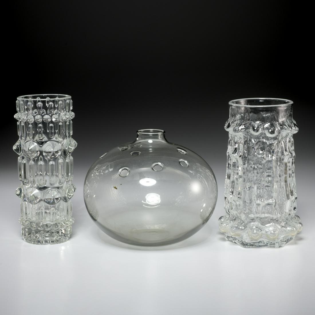 Scandinavian & Czech Modern glass group: Scandinavian & Czech Modern glass group, 20th c., (3) pieces, incl. (1) Timo Sarpaneva for Iittala Finnish glass vase, (1) Michael Bang for Holmegaard Danish 'Hull' vase, and (1) Frantisek Peceny for