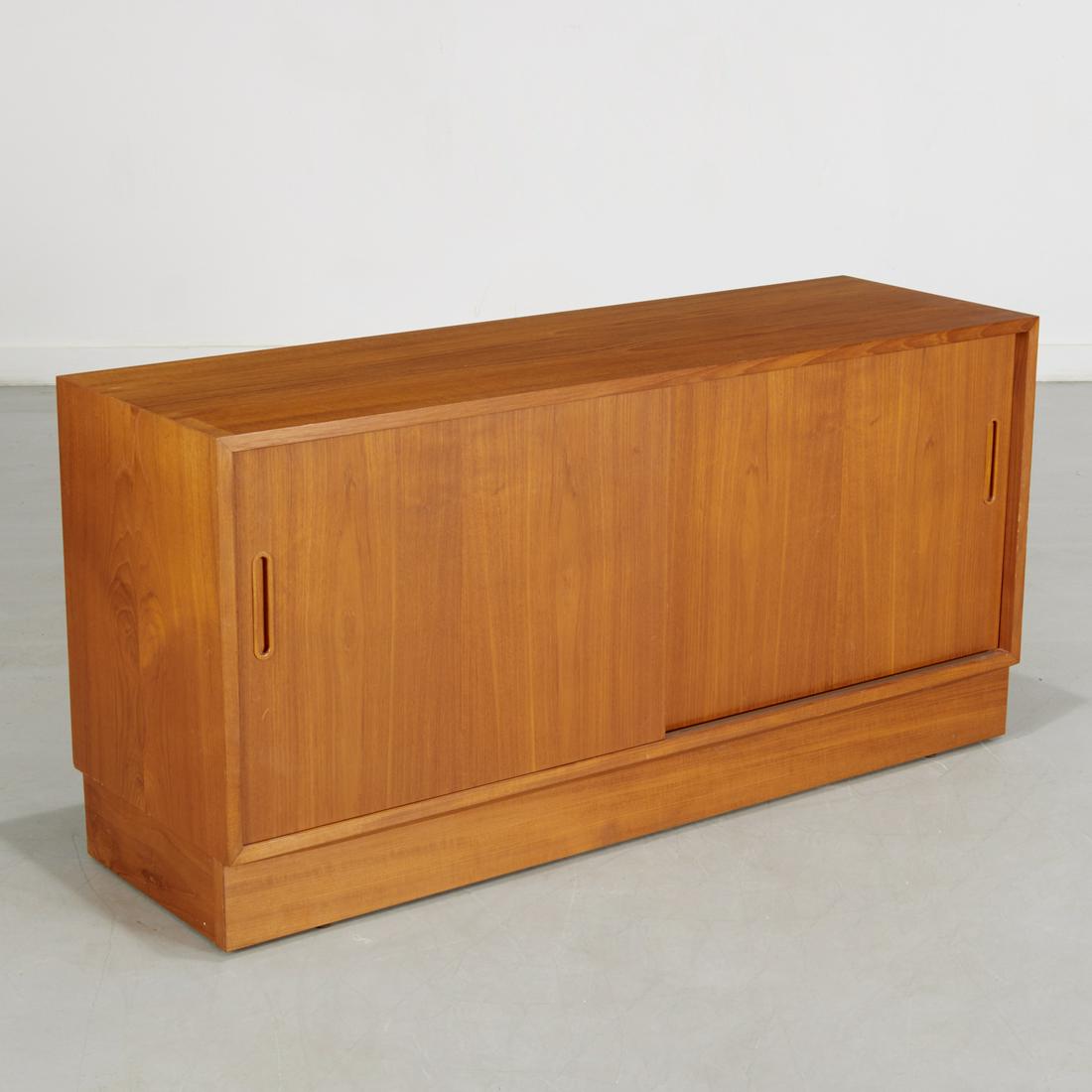 Poul Hundevad, teak sliding door chest (1 of 7)