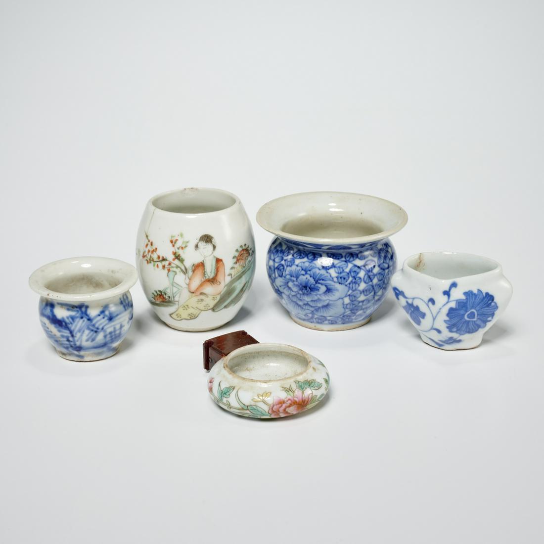 Group antique Chinese porcelain bird feeders (1 of 8)