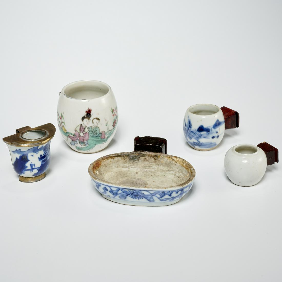 Group antique Chinese porcelain bird feeders (1 of 8)