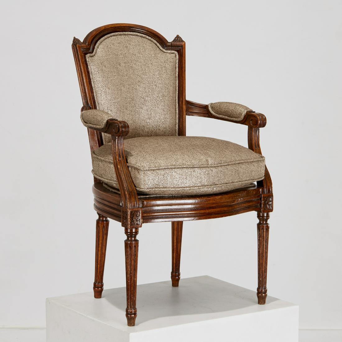 Louis XVI style oak child's chair (1 of 6)