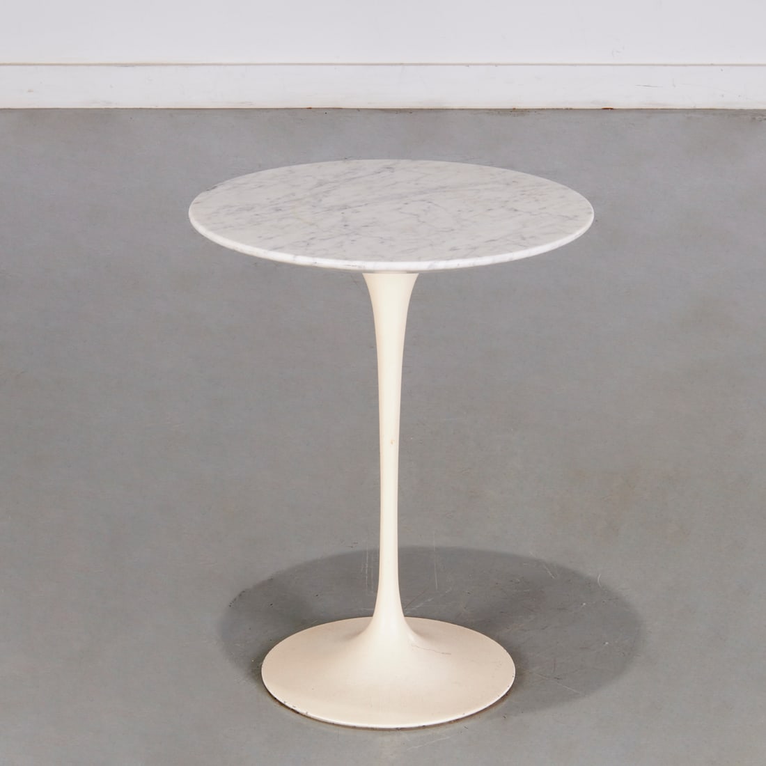 Eero Saarinen for Knoll, Tulip side table (1 of 6)