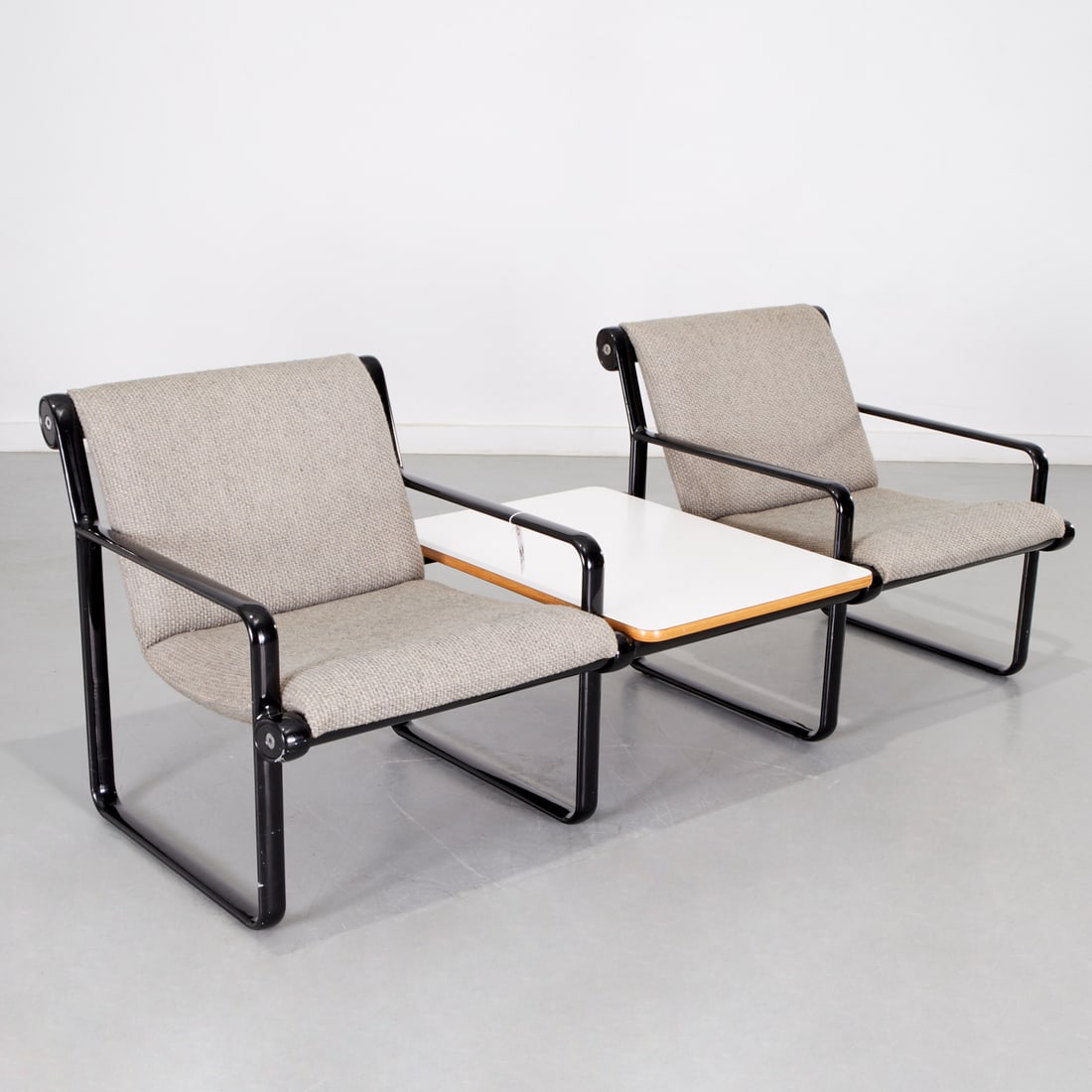 Hannah Morrison for Knoll, sling bench (1 of 7)