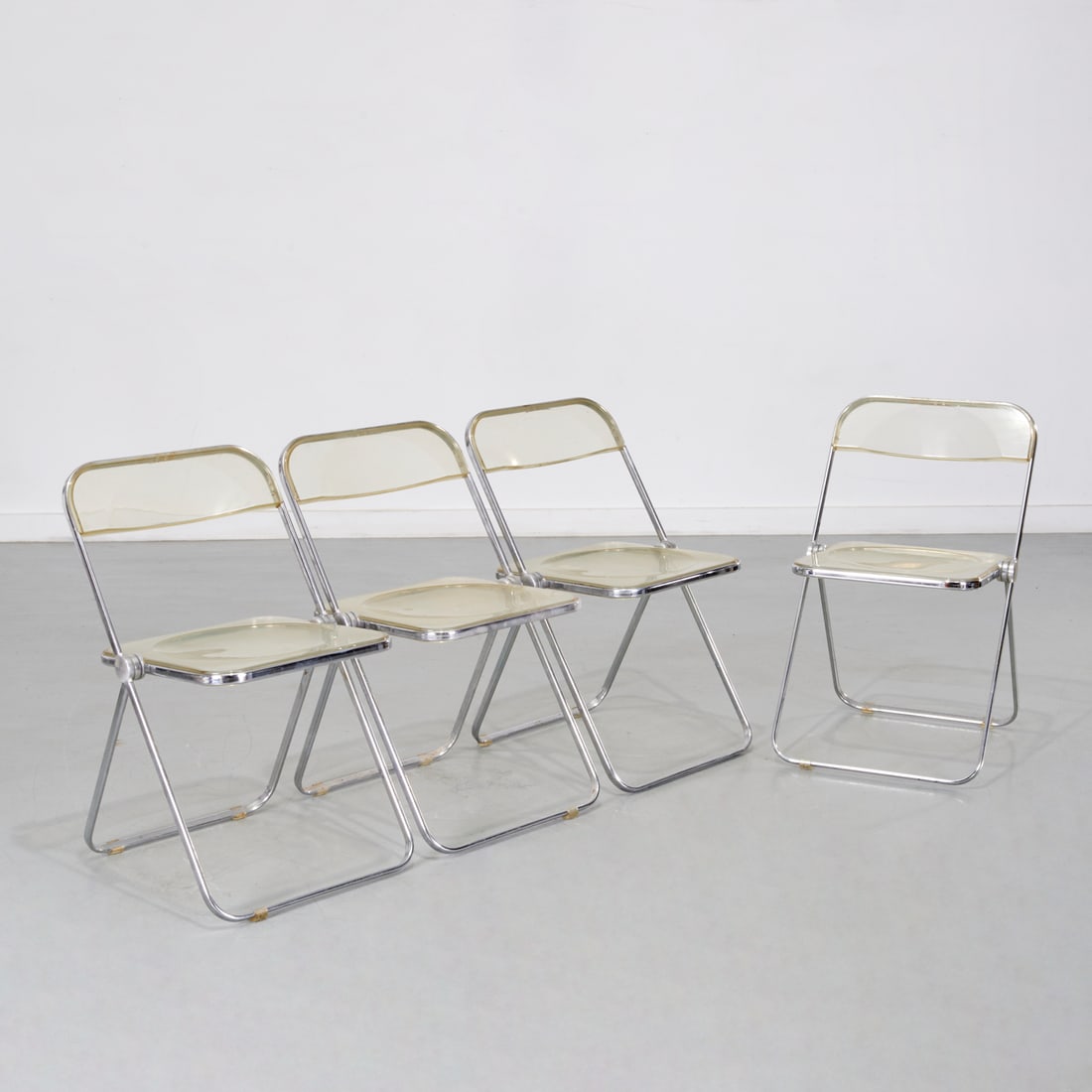 (4) Castelli 'Plia' folding chairs (1 of 7)