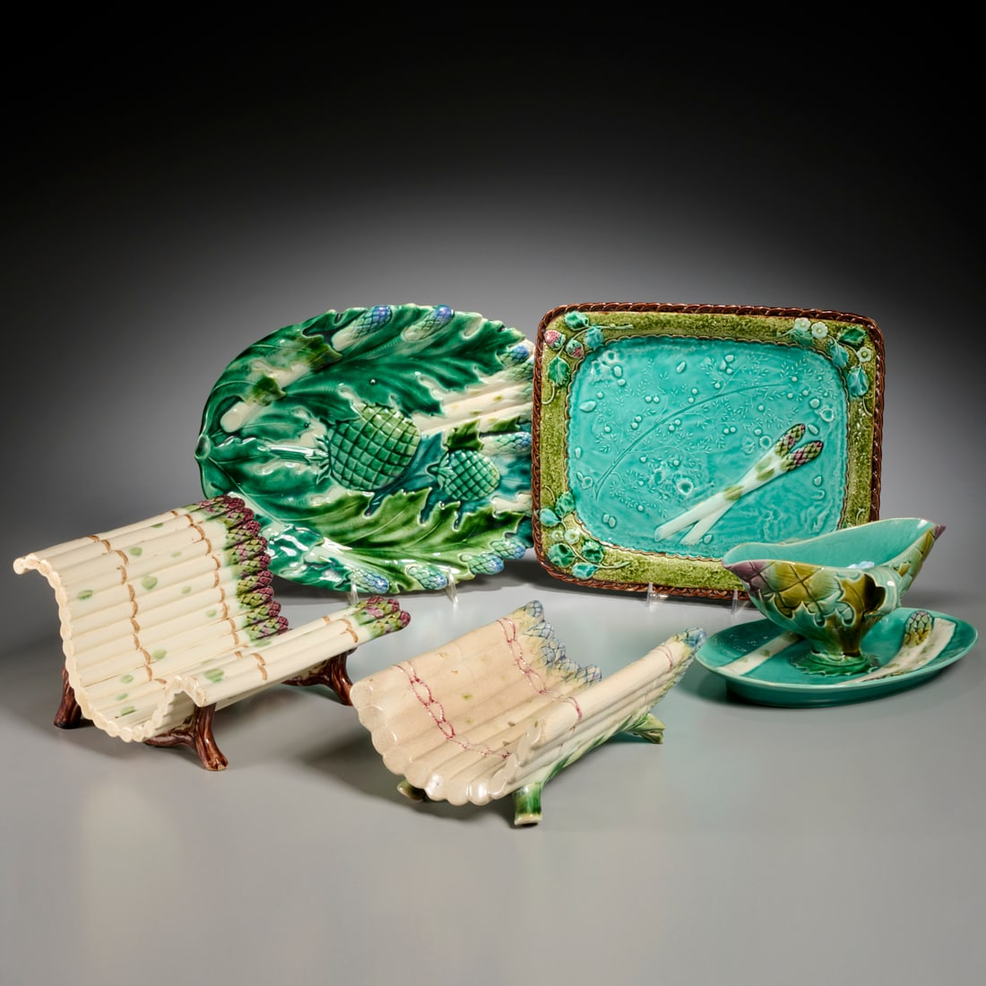 Group Majolica asparagus serving tableware (1 of 8)