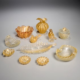 (11) Pieces gold-flecked Murano glass objects