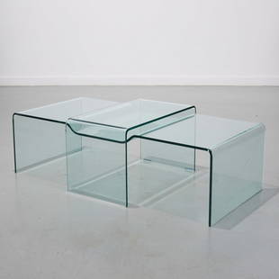 Ligne Roset Brooklyn transparent coffee table: Ligne Roset Brooklyn transparent coffee table, 21st c., two separate pieces, unmarked, 14.75"h x 52"w x 23.5"d (base table), 16"h x 27.5"w x 15.75"d (top table), 16'h x 52"w x 27.5"d (total)