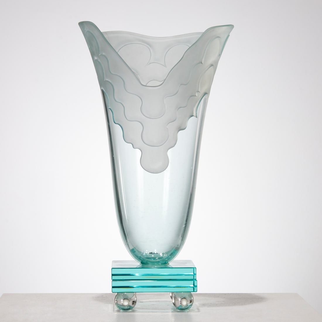 Salvatore Polizzi, glass pedestal vase (1 of 8)