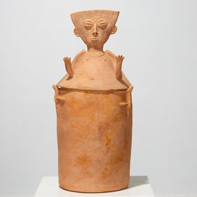 Large Pre-Columbian Moskito figurative funerary