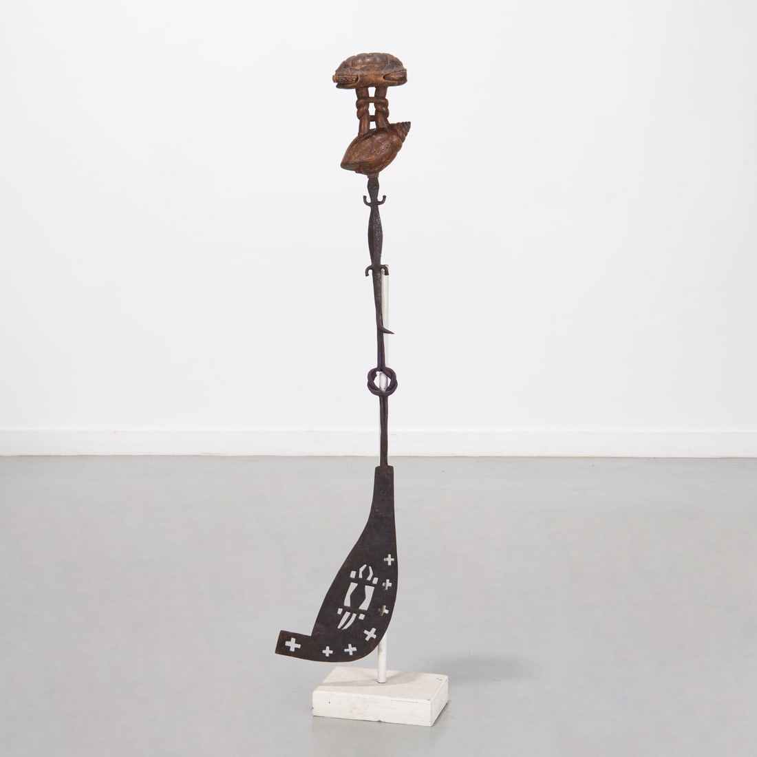 Akan People, "Okomfo Afena" sword (1 of 7)