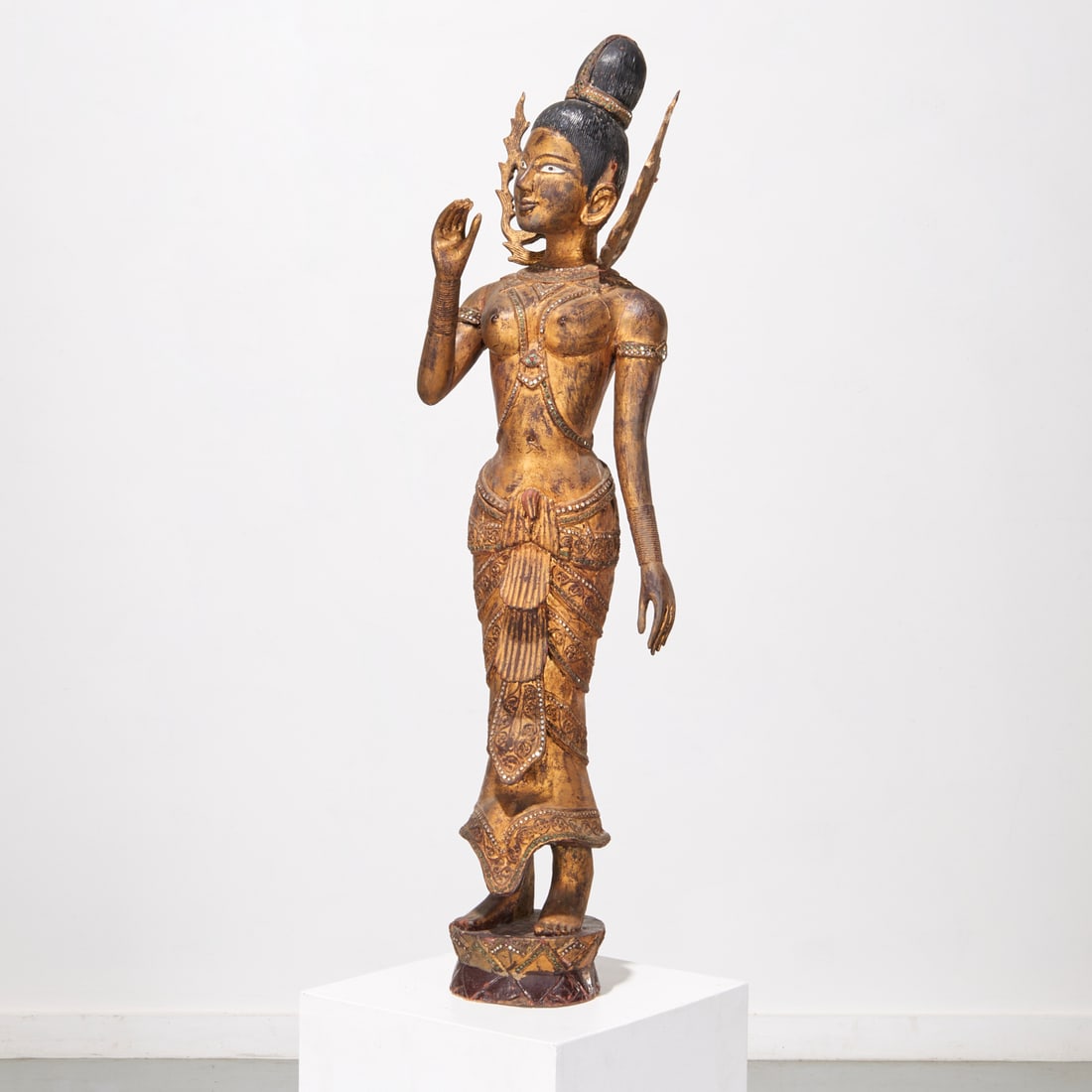 Large Southeast Asian carved giltwood Bodhisattva (1 of 7)