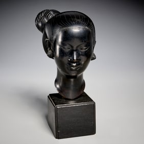Nguyen Thanh Le, bronze sculpture