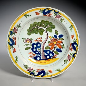 Delft polychrome decorated charger, ex museum