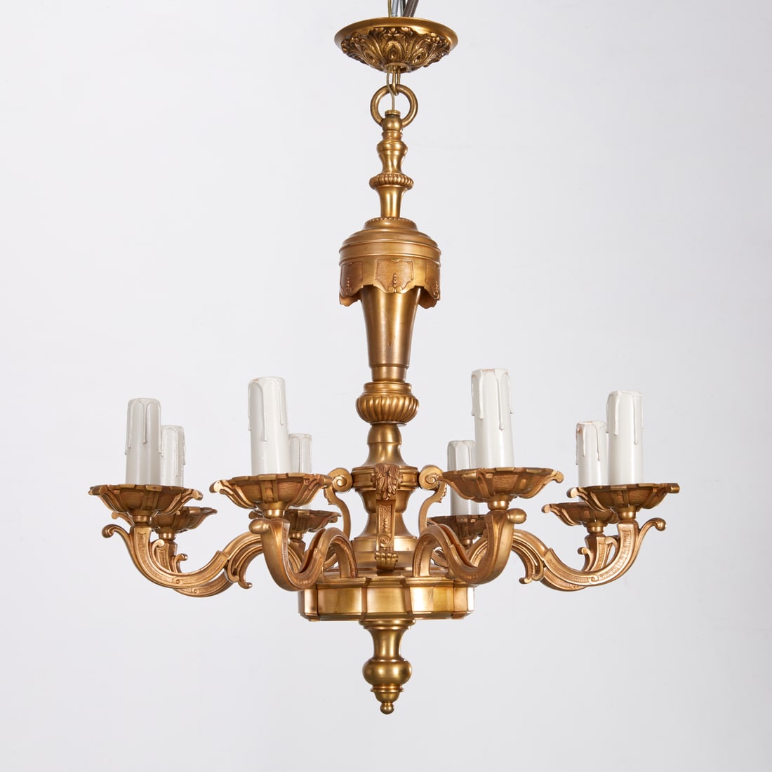 Louis XIV style eight light chandelier (1 of 5)