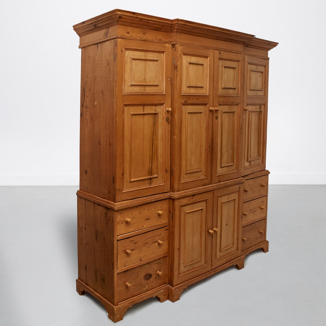 Large antique Welsh style carved pine cupboard (1 of 8)