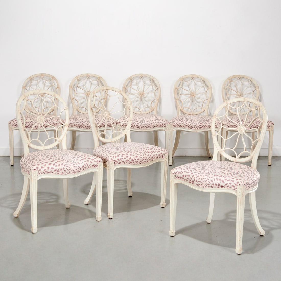 Set (8) Hepplewhite style wheel back dining chairs (1 of 6)