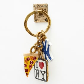 Jake Clark, ceramic sculpture, 2022