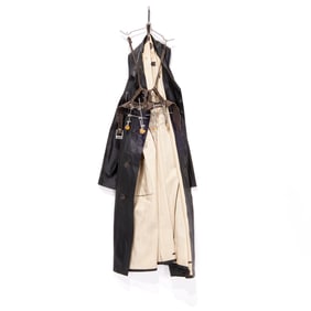 Elaine Cameron-Weir, assemblage, 2017