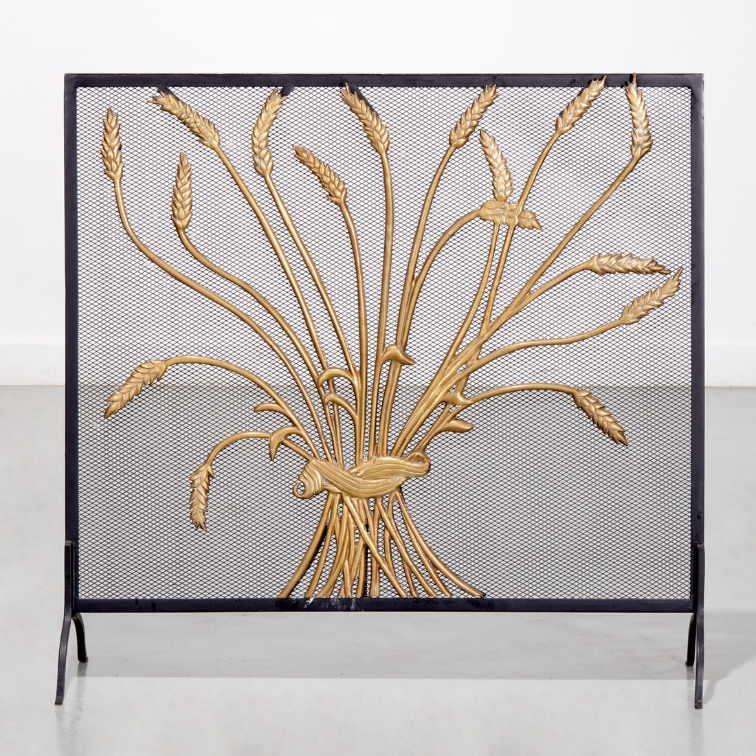 Nice Mid Century wheat sheaf fire screen (1 of 6)