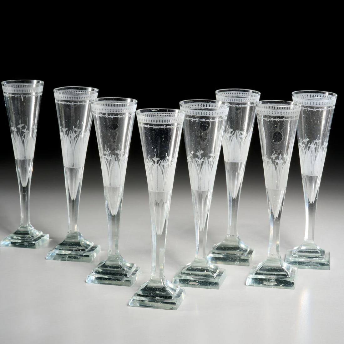 (8) American flint champagne flutes (1 of 7)