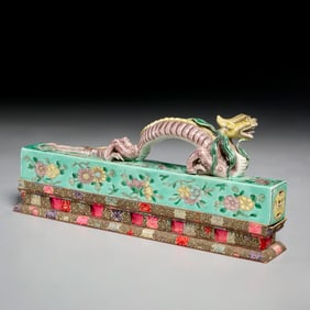 Rare Chinese famille verte porcelain scroll weight