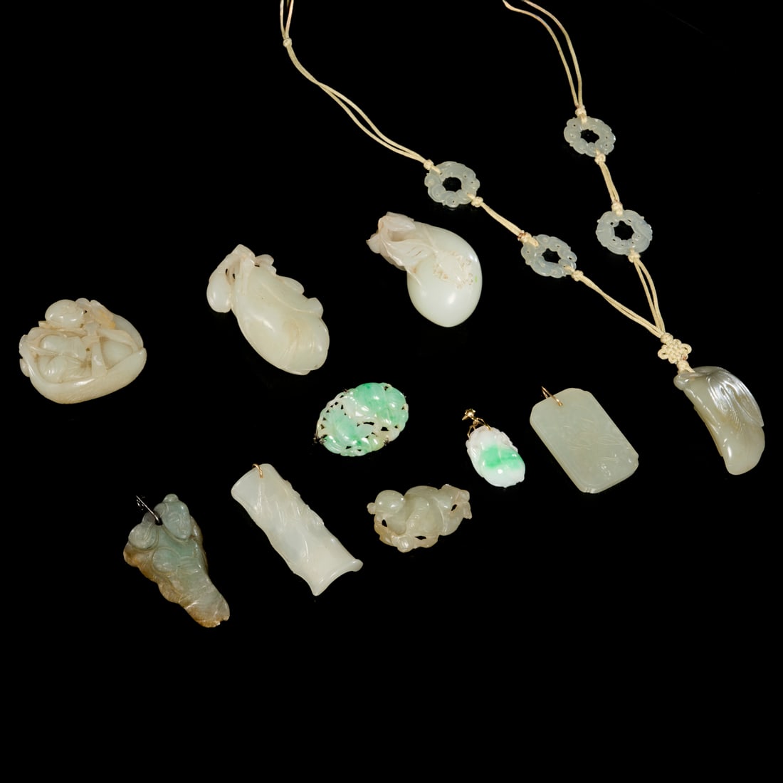 Group Chinese jade toggles and jewelry (1 of 8)