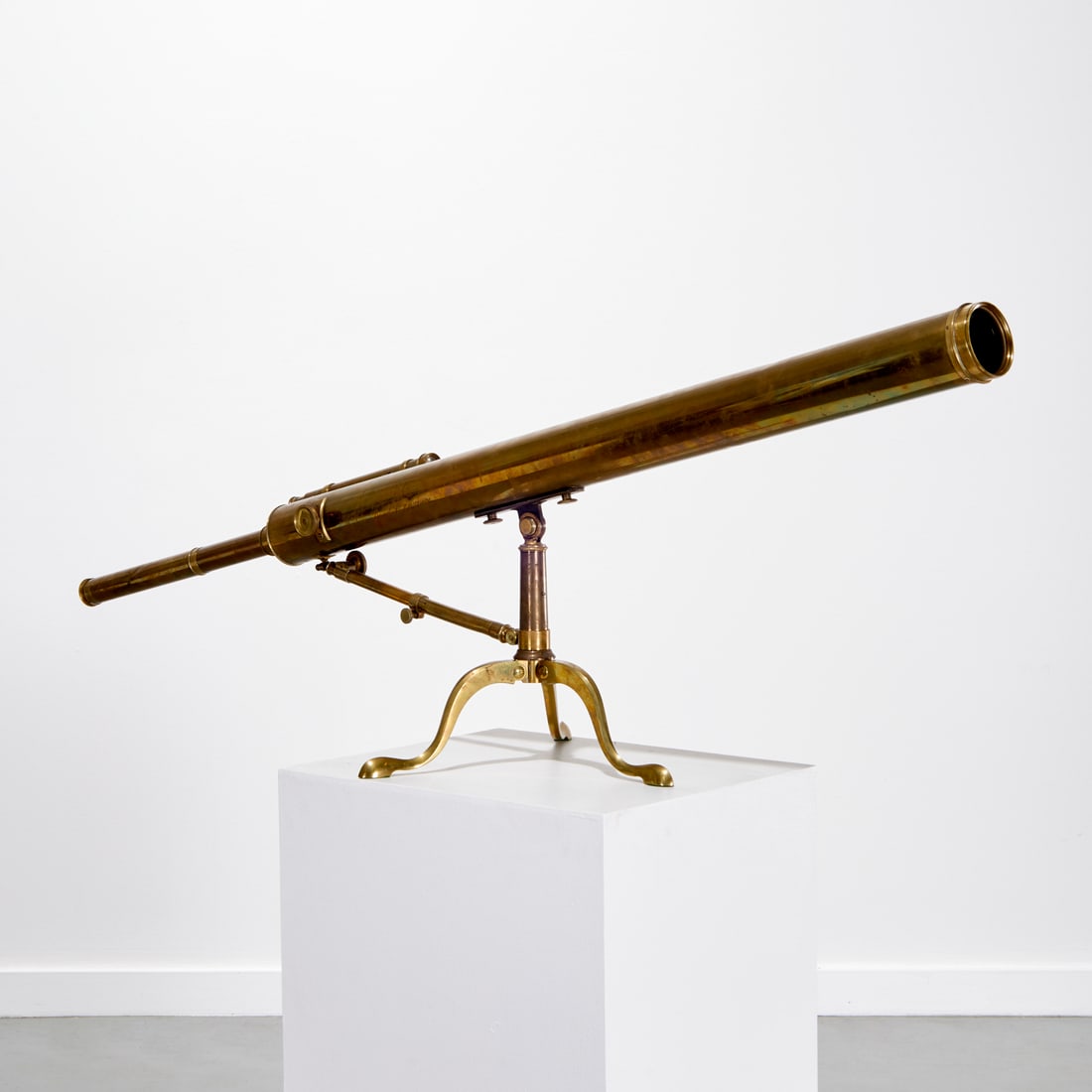 G. & C. Dixey antique brass table telescope (1 of 8)