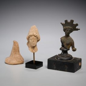 Group (4) Greco-Roman figures and fragments