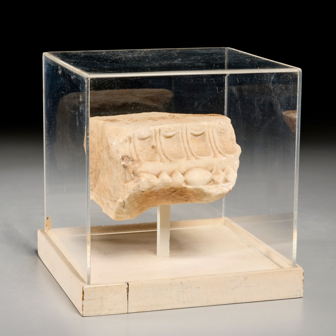 Roman style marble architectural fragment (1 of 6)