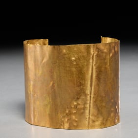 Pre-Columbian style 18k gold cuff