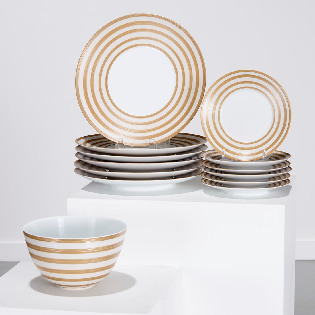 J.L. Coquet Limoges "Hemisphere" part dinner set (1 of 6)