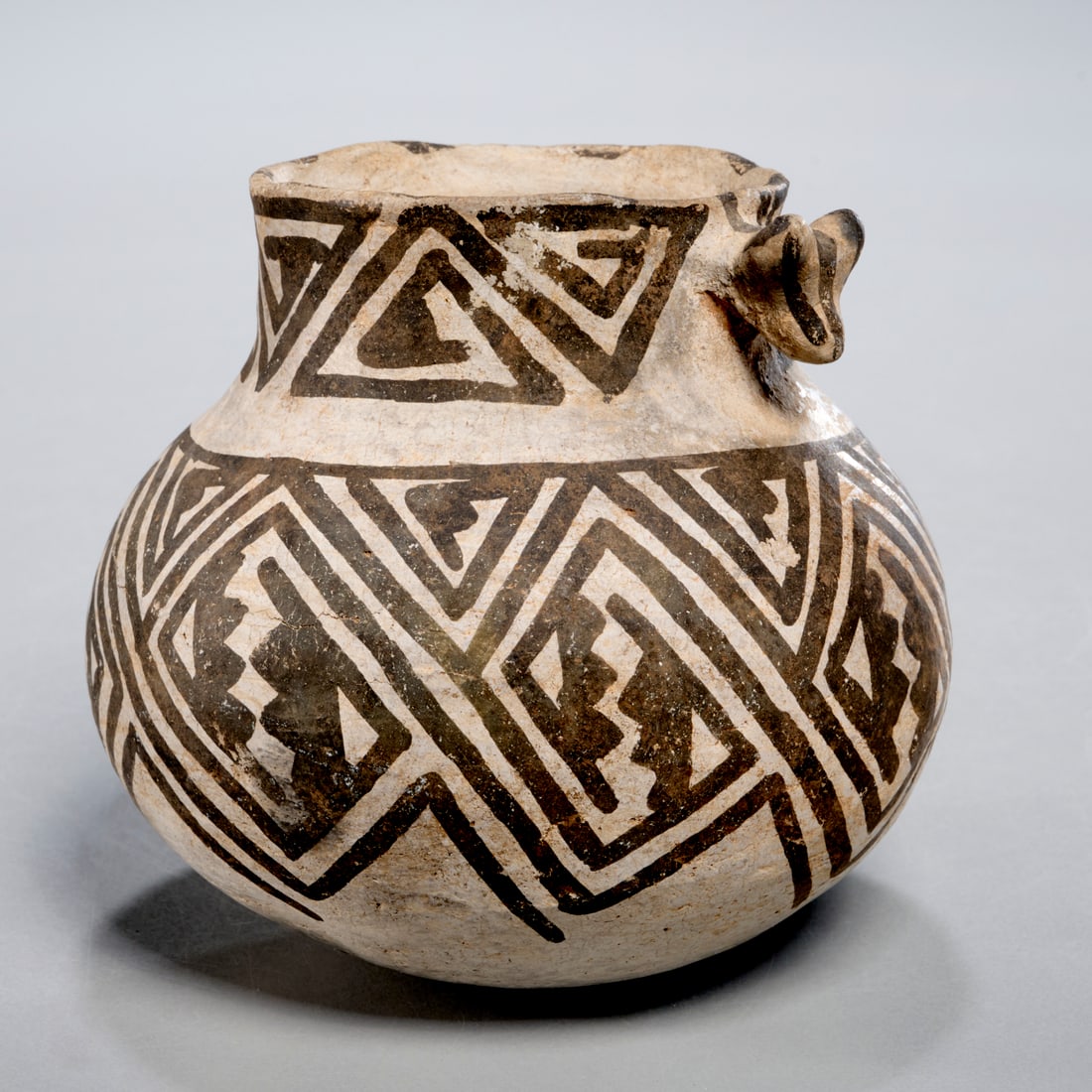 Anasazi earthenware vessel (1 of 4)