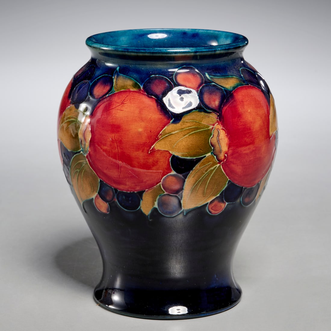Moorcroft pottery "Pomegranate" vase (1 of 6)