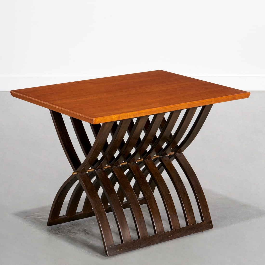 Harvey Probber, teak and mahogany side table (1 of 4)
